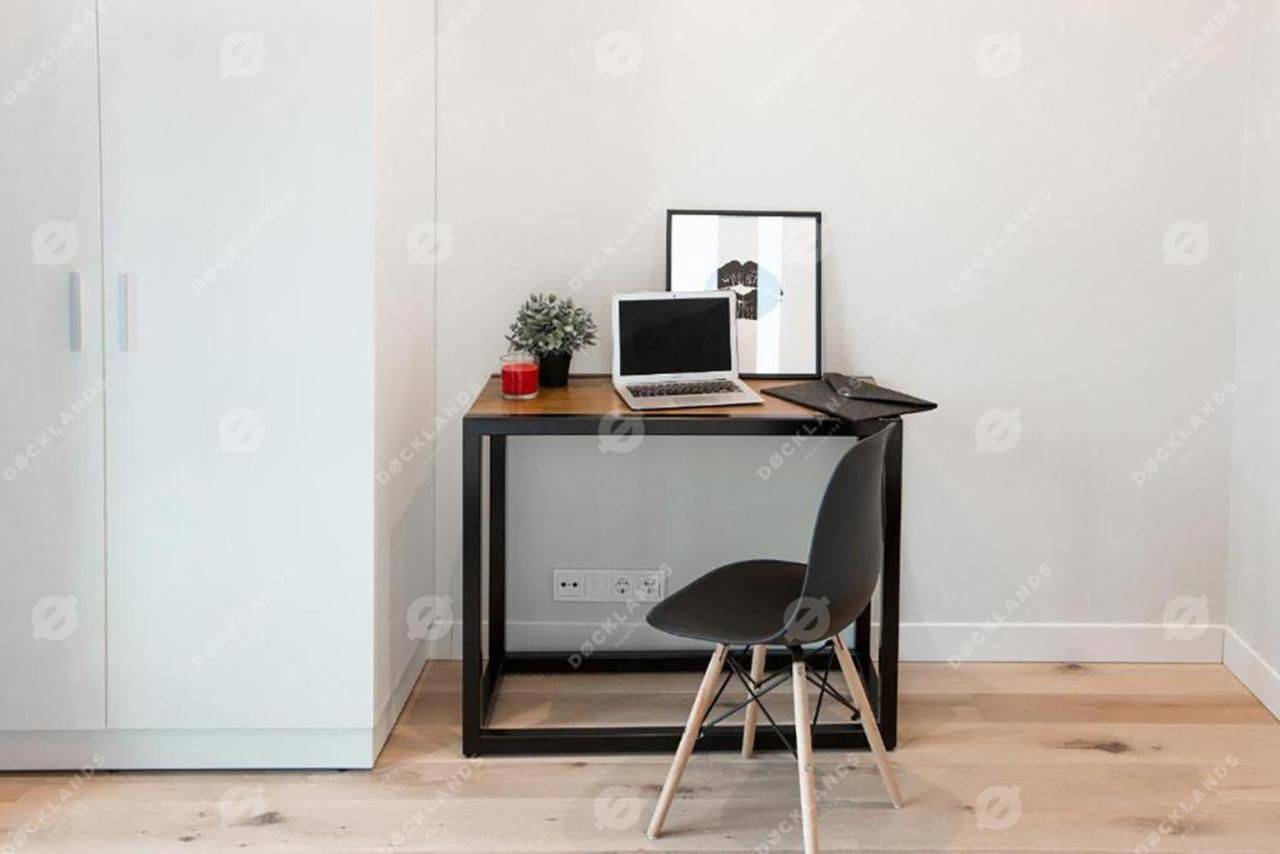 Фотографии номера Люкс с панорамным видом на реку в Апарт-отеле Докландс Санкт-Петербург